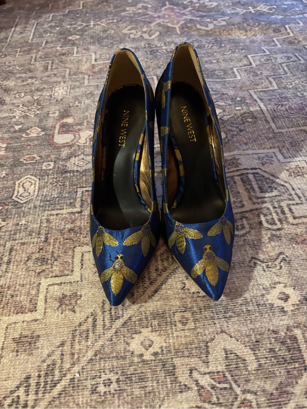 Nine West Royal Blue and Gold Embroidered Pointed Toe Pumps size 7 - Picture 7 of 7